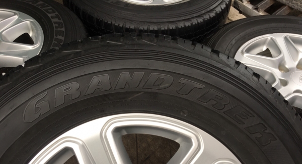 ล้อแม็ก Ford Ranger ขอบ 17 พร้อมยาง DUNLOP 265-65-17 ปลายปี 12