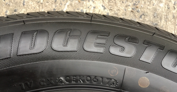 ล้อแม็กพร้อมยางป้ายแดง ISUZU X-Series 215-70-16 ปี 17