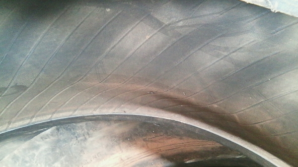 ยางรถไถโอตานิ สภาพสวยๆไม่มีฉีก