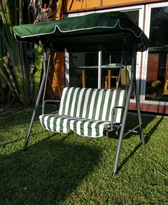 ชิงช้าสนาม