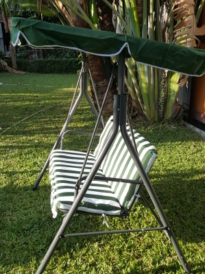 ชิงช้าสนาม