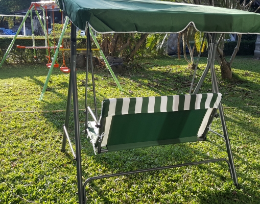 ชิงช้าสนาม