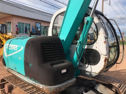 ขายรถแบคโฮ KOBELCO SK60 MARK 5 คอนโทรลสั้น รถนอกนำเข้าจากญี่ปุ่น สภาพสวยพร้อมใช้ มีVDOการทำงานครับ