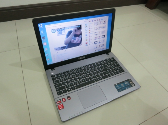 โน๊ตบุ๊ค ASUS X550ZE-XX141D 15.6 นิ้ว AMD Quad Core A10-7400P Ram 4G HDD 750 GB มีการ์ดจอ ที่ชาร์ท ส โน๊ตบุ๊ค ASUS X550ZE-XX141D 15.6 นิ้ว AMD Quad Core A10-7400P Ram 4G HDD 750 GB มีการ์ดจอ ที่ชาร์ท ส
