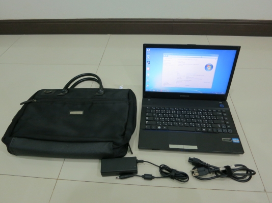โน๊ตบุ๊ค Samsung 300V Core i5-2410M 2.3 GHz Ram 4G HDD 640 GB มีการ์ดจอ ที่ชาร์ท กระเป๋า