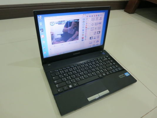 โน๊ตบุ๊ค Samsung 300V Core i5-2410M 2.3 GHz Ram 4G HDD 640 GB มีการ์ดจอ ที่ชาร์ท กระเป๋า โน๊ตบุ๊ค Samsung 300V Core i5-2410M 2.3 GHz Ram 4G HDD 640 GB มีการ์ดจอ ที่ชาร์ท กระเป๋า