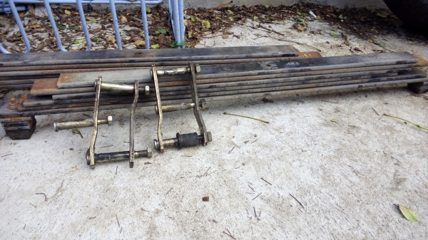 ขาย แหนบ+สาแหรก+โตเตง ขาย แหนบ+สาแหรก+โตเตง