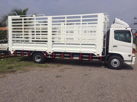 ขายรถ6ล้อ HINO MEGA 175แรง ปี58 ใช้งานน้อย สภาพดีมาก ราคา1,150,000 090-8588220 090-3258446 090-46103