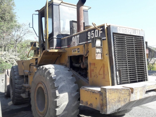 รถตักCAT 950Fขายเหมา 3คันราคา2.4ล้าน