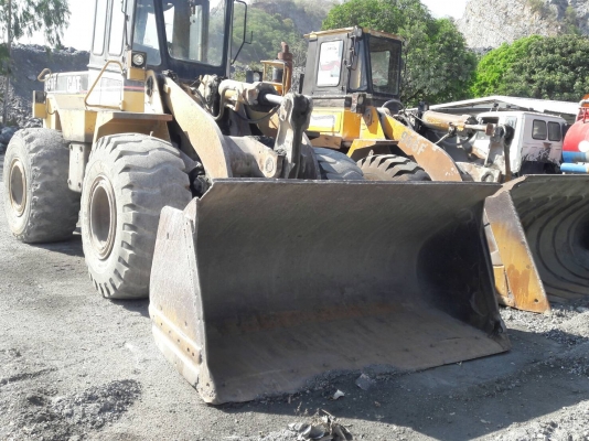 รถตักCAT 950Fขายเหมา 3คันราคา2.4ล้าน