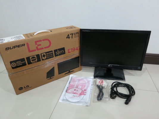 จอคอมพ์ LG 19 นิ้ว รุ่น E1941 สภาพใหม่ มีกล่อง สาย DVI คู่มือ CD