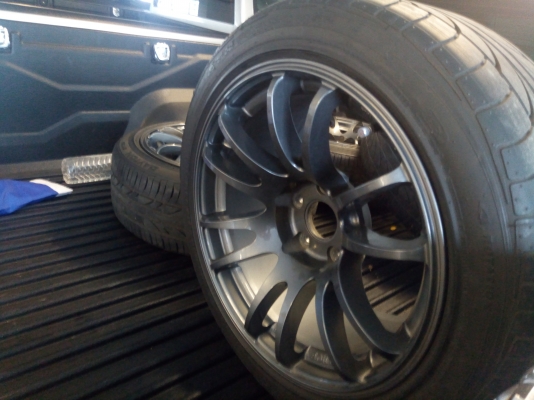 ขายล้อแม็กขอบ17 5รู114 สภาพสวยพร้อมยาง ขายล้อแม็กขอบ17 5รู114 สภาพสวยพร้อมยาง