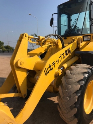 ขายรถตักล้อยาง KOMATSU WA100-3 รถนอกนำเข้าเองจากญี่ปุ่น สภาพสวยพร้อมใช้งาน มีVDOการทำงานครับ ขายรถตักล้อยาง KOMATSU WA100-3 รถนอกนำเข้าเองจากญี่ปุ่น สภาพสวยพร้อมใช้งาน มีVDOการทำงานครับ