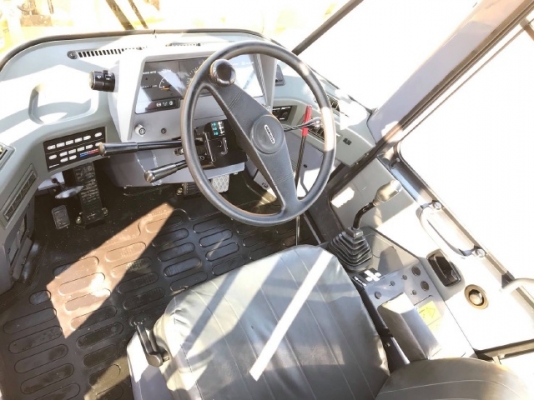 ขายรถตักล้อยาง KOMATSU WA100-3 รถนอกนำเข้าเองจากญี่ปุ่น สภาพสวยพร้อมใช้งาน มีVDOการทำงานครับ ขายรถตักล้อยาง KOMATSU WA100-3 รถนอกนำเข้าเองจากญี่ปุ่น สภาพสวยพร้อมใช้งาน มีVDOการทำงานครับ