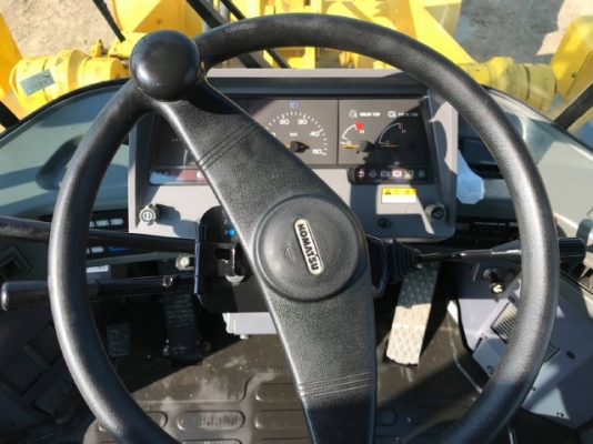 ขายรถตักล้อยาง KOMATSU WA100-3 รถนอกนำเข้าเองจากญี่ปุ่น สภาพสวยพร้อมใช้งาน มีVDOการทำงานครับ ขายรถตักล้อยาง KOMATSU WA100-3 รถนอกนำเข้าเองจากญี่ปุ่น สภาพสวยพร้อมใช้งาน มีVDOการทำงานครับ