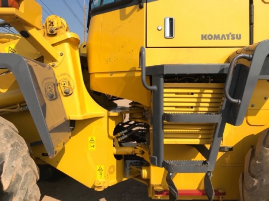 ขายรถตักล้อยาง KOMATSU WA100-3 รถนอกนำเข้าเองจากญี่ปุ่น สภาพสวยพร้อมใช้งาน มีVDOการทำงานครับ ขายรถตักล้อยาง KOMATSU WA100-3 รถนอกนำเข้าเองจากญี่ปุ่น สภาพสวยพร้อมใช้งาน มีVDOการทำงานครับ