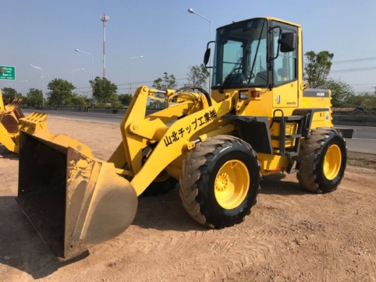 ขายรถตักล้อยาง KOMATSU WA100-3 รถนอกนำเข้าเองจากญี่ปุ่น สภาพสวยพร้อมใช้งาน มีVDOการทำงานครับ ขายรถตักล้อยาง KOMATSU WA100-3 รถนอกนำเข้าเองจากญี่ปุ่น สภาพสวยพร้อมใช้งาน มีVDOการทำงานครับ