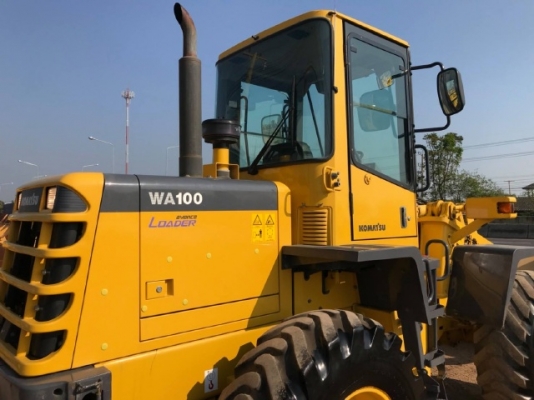 ขายรถตักล้อยาง KOMATSU WA100-3 รถนอกนำเข้าเองจากญี่ปุ่น สภาพสวยพร้อมใช้งาน มีVDOการทำงานครับ ขายรถตักล้อยาง KOMATSU WA100-3 รถนอกนำเข้าเองจากญี่ปุ่น สภาพสวยพร้อมใช้งาน มีVDOการทำงานครับ