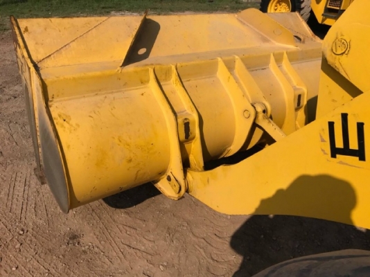 ขายรถตักล้อยาง KOMATSU WA100-3 รถนอกนำเข้าเองจากญี่ปุ่น สภาพสวยพร้อมใช้งาน มีVDOการทำงานครับ ขายรถตักล้อยาง KOMATSU WA100-3 รถนอกนำเข้าเองจากญี่ปุ่น สภาพสวยพร้อมใช้งาน มีVDOการทำงานครับ