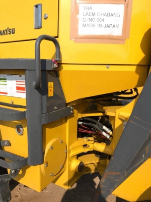 ขายรถตักล้อยาง KOMATSU WA100-3 รถนอกนำเข้าเองจากญี่ปุ่น สภาพสวยพร้อมใช้งาน มีVDOการทำงานครับ ขายรถตักล้อยาง KOMATSU WA100-3 รถนอกนำเข้าเองจากญี่ปุ่น สภาพสวยพร้อมใช้งาน มีVDOการทำงานครับ