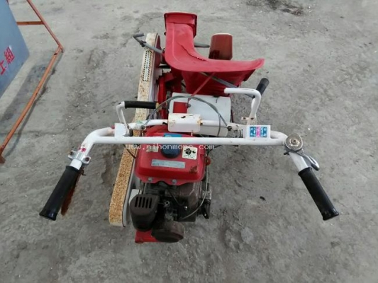 รถเกี่ยวข้าวเดินตาม YANMAR รุ่น YB101เบนซิน 4 จังหวะขนาด 3.2 แรงม้า รหัสสินค้า 50109003โทร 081-82833