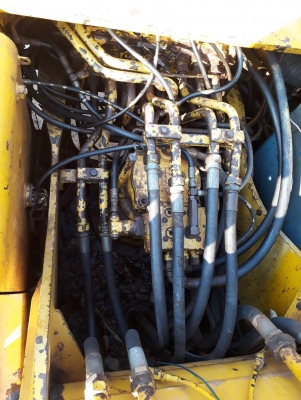 ขายรถแบคโฮ KOBELCO SK200-3 ขายรถแบคโฮ KOBELCO SK200-3