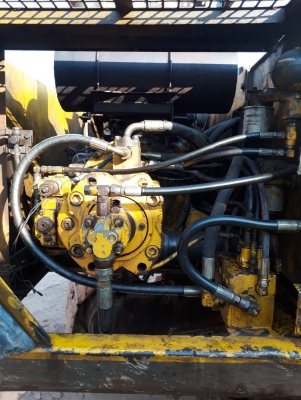 ขายรถแบคโฮ KOBELCO SK200-3 ขายรถแบคโฮ KOBELCO SK200-3