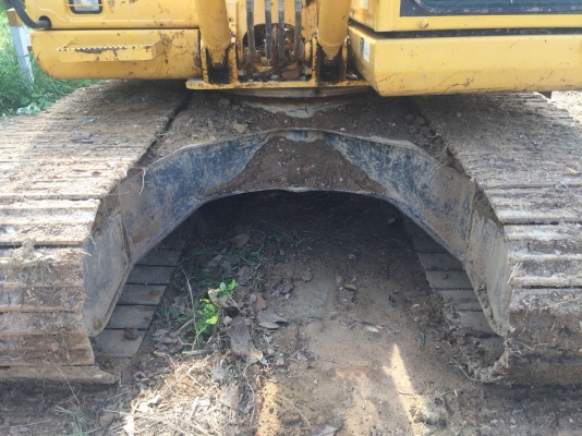 ขายรถแบคโฮ KOMATSU KMTPC202T87C PC130-8 ทำงาน 5399ชั่วโมง สนใจโทร 081-970-1072