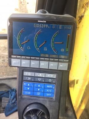 ขายรถแบคโฮ KOMATSU KMTPC202T87C PC130-8 ทำงาน 5399ชั่วโมง สนใจโทร 081-970-1072