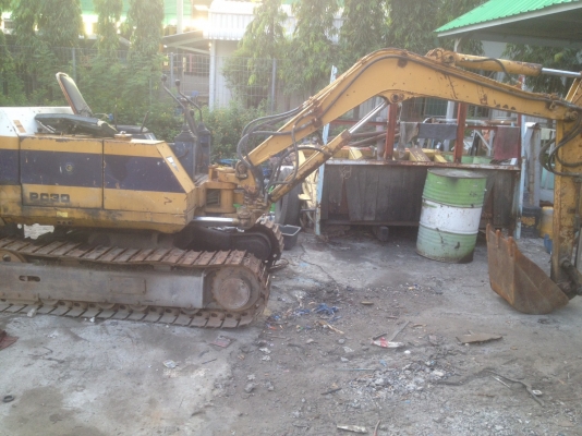 2คัน"380,000"บาท PC30รุ่น6พร้อมหัวเจาะ1หัว