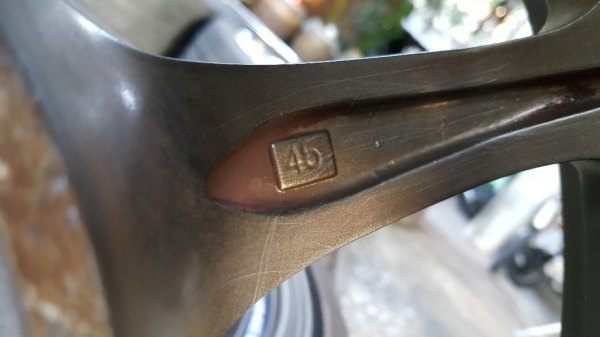 ล้อweds แท้ขอบ17กว้าง7.5  5รู100