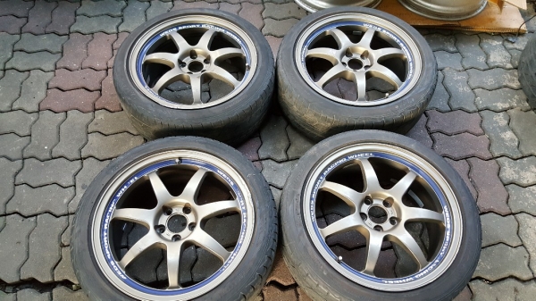 ล้อweds แท้ขอบ17กว้าง7.5  5รู100