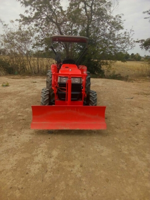 นั่งขับ 34แรง ดันหน้า ผาลหลัง พร้อมใช้งาน เล่มทะเบียนพร้อม