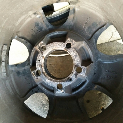 ขอบ16นิ้ว5รู114 ชุดนี้ราคา 5900 บาท