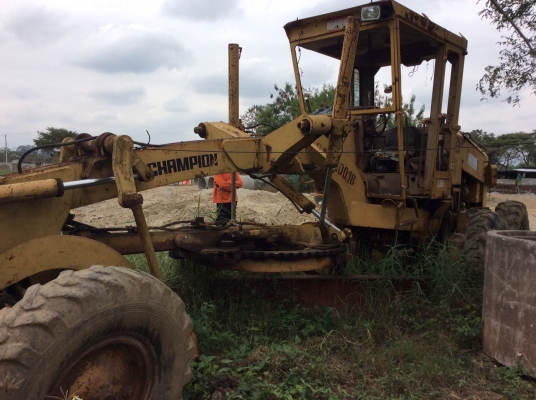 ขายรถเกรด CHAMPION 720A ราคา 350000