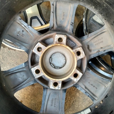 ขอบ18นิ้ว6รู  ชุดนี้ราคา 6500 บาท