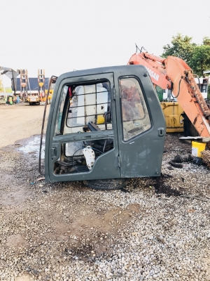 ขายหัวเก๋ง KOBELCO SK200มาครทรี ใส่กระจกให้ครบ ขายหัวเก๋ง KOBELCO SK200มาครทรี ใส่กระจกให้ครบ