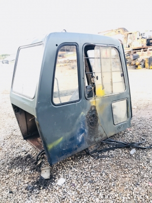 ขายหัวเก๋ง KOBELCO SK200มาครทรี ใส่กระจกให้ครบ ขายหัวเก๋ง KOBELCO SK200มาครทรี ใส่กระจกให้ครบ