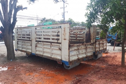 กระบะ 10ล้อ ยาว 6.20ม. กว้าง 2.45 ม. ครัทซีกว้าง 86ซ.ม. ไม่ผุ แค่สีไม่สวย ขาย 95,000 บาท ราคาต่อรองได้ครับ ศุภากร 081-1903107,089-5367218 กระบะ 10ล้อ ยาว 6.20ม. กว้าง 2.45 ม. ครัทซีกว้าง 86ซ.ม. ไม่ผุ แค่สีไม่สวย ขาย 95,000 บาท ราคาต่อรองได้ครับ ศุภากร 081-1903107,089-5367218