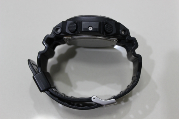 ลดพิเศษ-นาฬิกา CASIO G-shock รุ่น GA-300-1A ของแท้ สีดำ มือสอง สภาพใหม่ ส่งฟรี