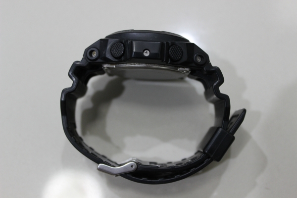 ลดพิเศษ-นาฬิกา CASIO G-shock รุ่น GA-300-1A ของแท้ สีดำ มือสอง สภาพใหม่ ส่งฟรี