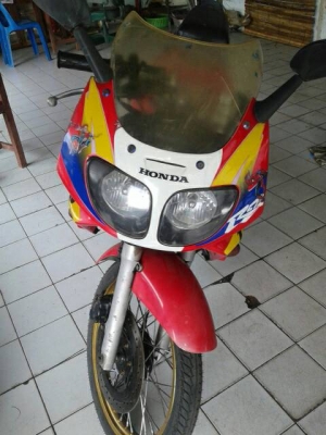 ็Honda NSR150R ปี 37