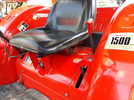 ขายรถไถL4708ใบมีดผาล4พร้อมใช้ครับ ขายรถไถL4708ใบมีดผาล4พร้อมใช้ครับ