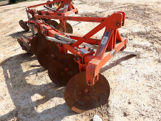 ขายรถไถL4708ใบมีดผาล4พร้อมใช้ครับ ขายรถไถL4708ใบมีดผาล4พร้อมใช้ครับ