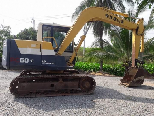ขายจ้า..KOMATSU PC60-6  เก่านอกแท้  เดิมๆๆ  3,XXX  ชั่วโมง  สภาพสวย พร้อมใช้  โทร 089-3818694  ดวงนภา