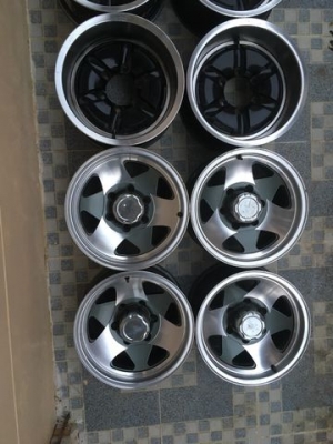 แมกซ์ขอบ15กว้าง8นิ้ว 6รู กระบะทั่วไป ออฟเซต-20 ฝาครบ พร้อมใช้