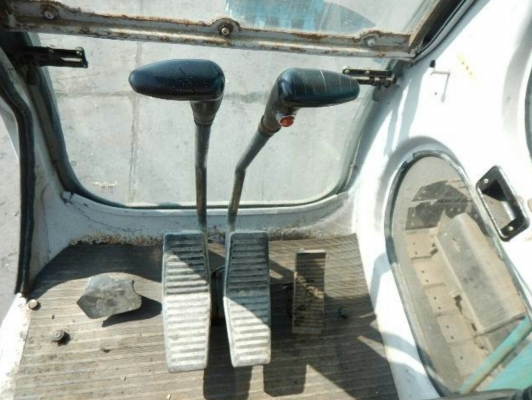 รถแบคโฮ KOBELCO SK120 MARK 5-2 รถเก่านอกพึ่งนำเข้ามา ยังไม่เคยใช้งานในไทย มีลายแย็ก เครื่องดี ปั๊มแรง โซ่หนา เอวแน่น ชั่วโมงการทำงานน้อย พร้อมใช้งาน มีเอกสารใบอินวอยซ์