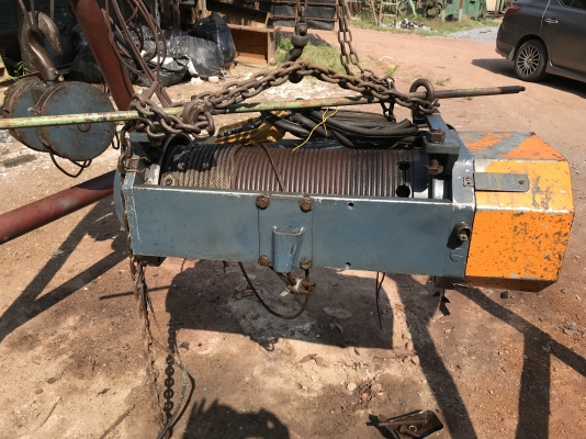 ขายร็อก2.5ตันญี่ปุ่นราคาสุดคุ้มครับ