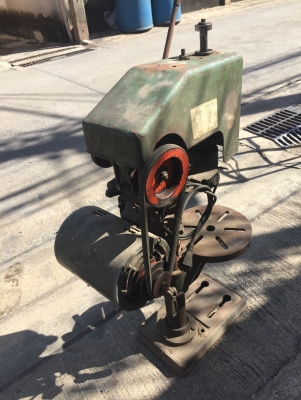 เครื่องต๊าบเกลียว เครื่องต๊าบเกลียว