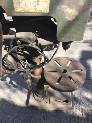 เครื่องต๊าบเกลียว เครื่องต๊าบเกลียว